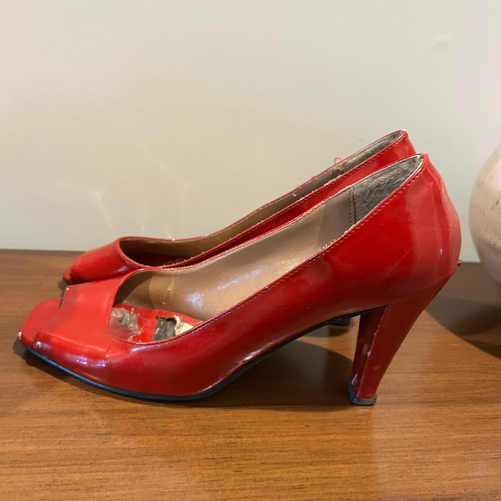 Red Women's Peep Toe Heels - Picture 4 of 7
